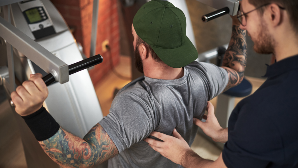 What Clients Expect From Personal Trainers in Alameda (1) independent trainer coaching client